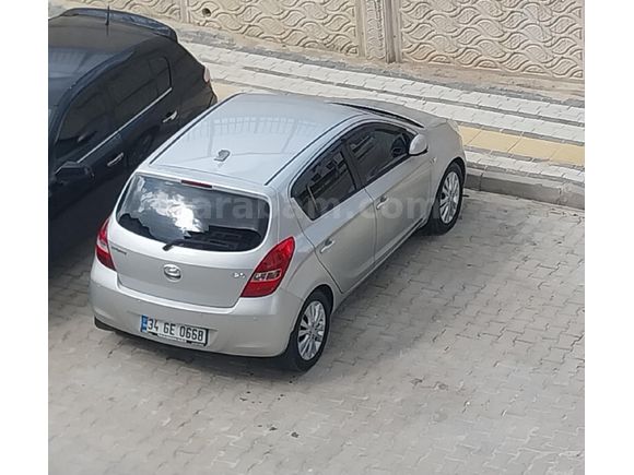 Sahibinden Hyundai i20 1.4 CVVT Style 2009 Model