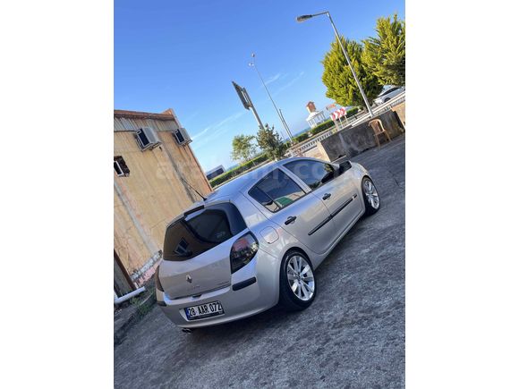 Sahibinden Renault Clio 1.4 Authentique 2006 Model 