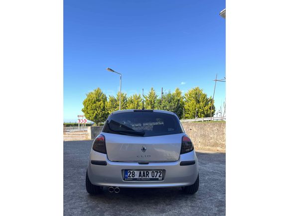 Sahibinden Renault Clio 1.4 Authentique 2006 Model 