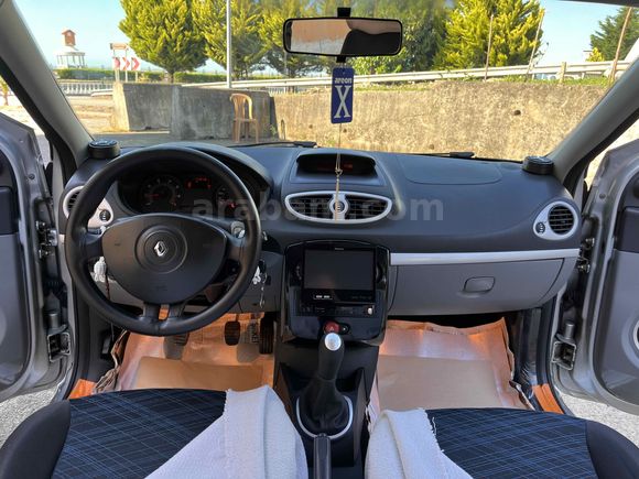 Sahibinden Renault Clio 1.4 Authentique 2006 Model 