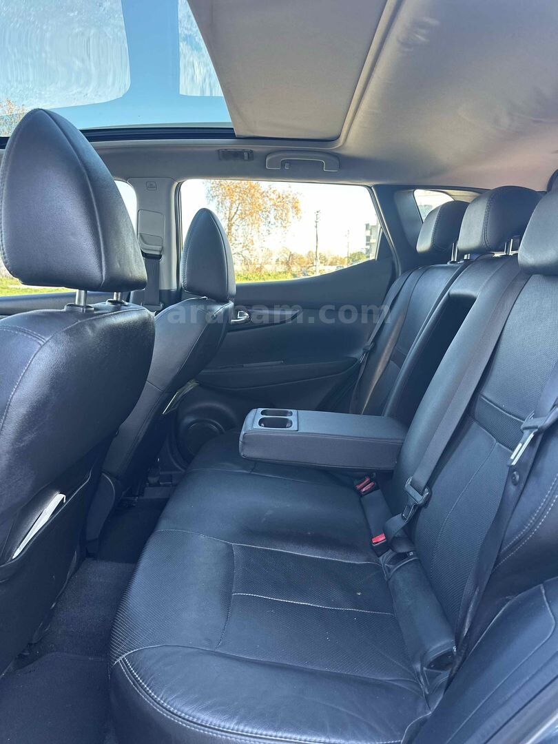 Sahibinden Nissan Qashqai 1.6 dCi Black Edition 2015 Model 6