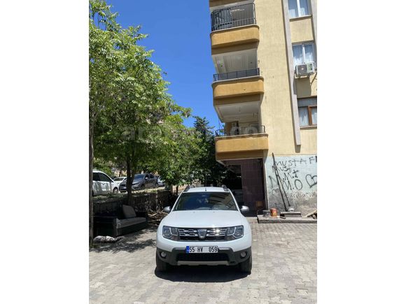 Sahibinden Dacia Duster 1.5 dCi Laureate 2015 Model 