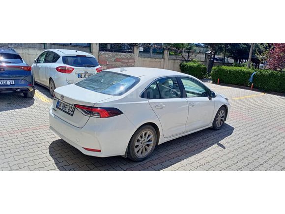 SAHİBİNDEN COROLLA 1.5 DREAM BOYASIZ DEĞİŞENSİZ