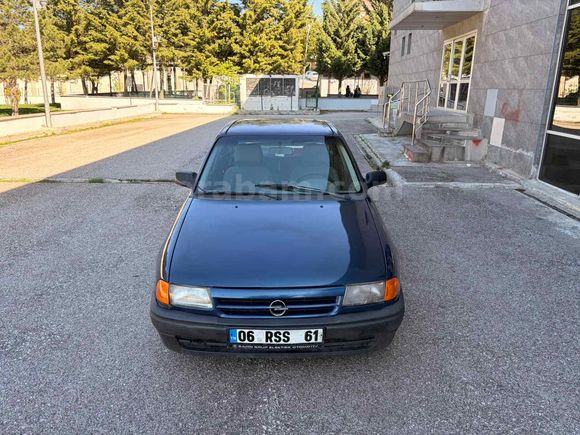 Sahibinden Opel Astra 1.6 GLS 1994 Model 