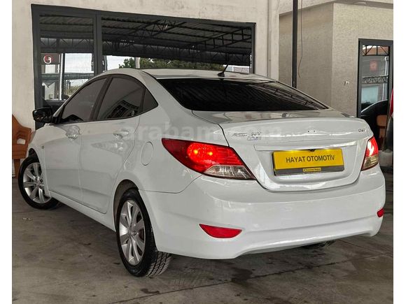 Galeriden Hyundai Accent Blue 1.6 CRDI Mode Plus 2017 Model Osmaniye