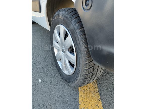 otomobil ruhsatlı Sahibinden Renault Kangoo 1.9 D 2003 Model  400.000 km Beyaz