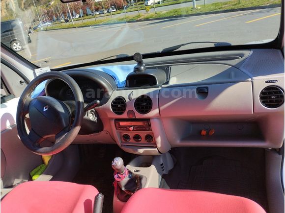 otomobil ruhsatlı Sahibinden Renault Kangoo 1.9 D 2003 Model  400.000 km Beyaz