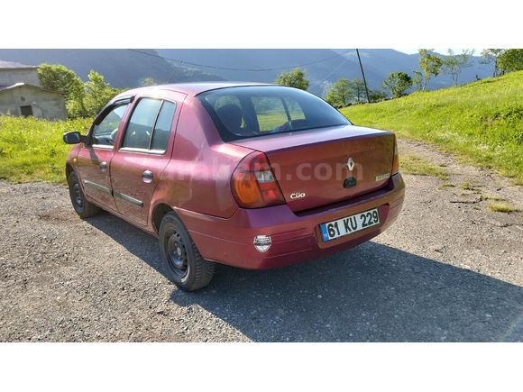 Sahibinden Renault Clio 1.4 RNA 2000 Model