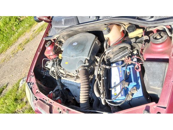 Sahibinden Renault Clio 1.4 RNA 2000 Model