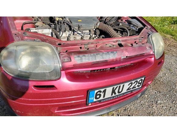 Sahibinden Renault Clio 1.4 RNA 2000 Model