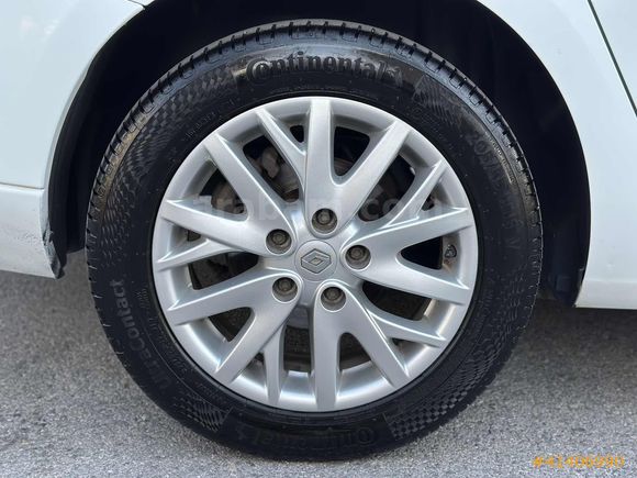 2016_(224.000KM)_BOYASIZ_DEĞİŞENSİZ_HATASIZ_TOUCH_1.5DCİ_