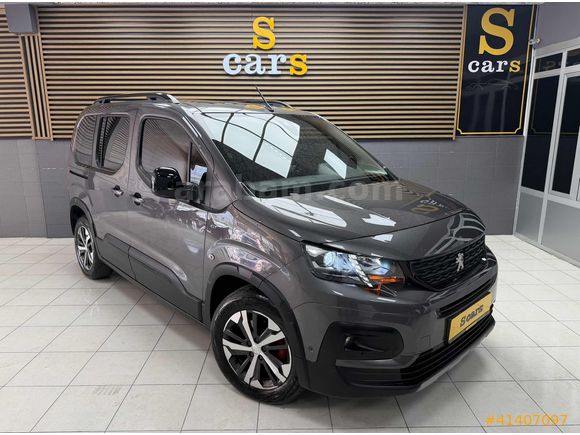 S CARS'dan 2021 CAM TAVAN OTOMATİK HATASIZ BOYASIZ SADECE 140KM!