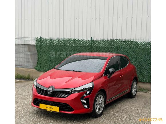 ATEŞ KIRMIZISI FUL AKSESUARLI CLIO