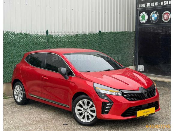 ATEŞ KIRMIZISI FUL AKSESUARLI CLIO