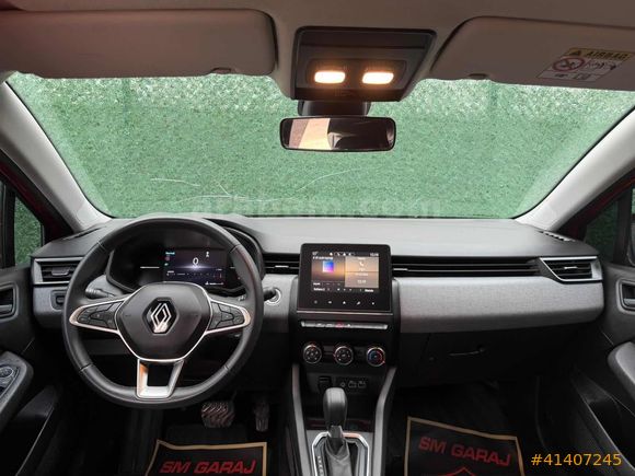 ATEŞ KIRMIZISI FUL AKSESUARLI CLIO