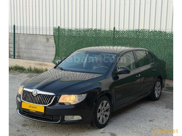 SKODA SÜPER B SİYAH MANUEL BAKIMLI