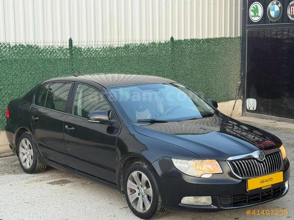 SKODA SÜPER B SİYAH MANUEL BAKIMLI