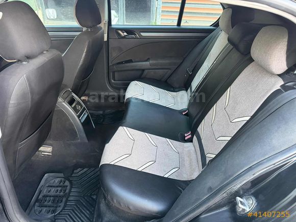 SKODA SÜPER B SİYAH MANUEL BAKIMLI