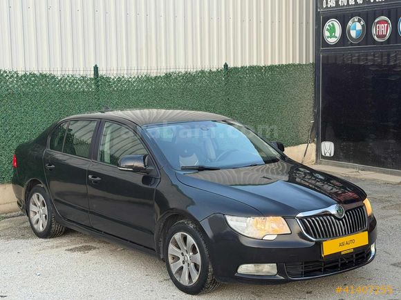 SKODA SÜPER B SİYAH MANUEL BAKIMLI