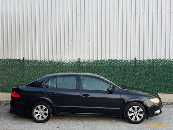 SKODA SÜPER B SİYAH MANUEL BAKIMLI