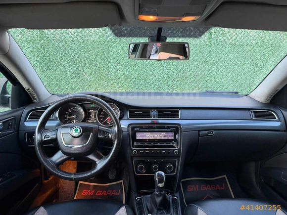 SKODA SÜPER B SİYAH MANUEL BAKIMLI