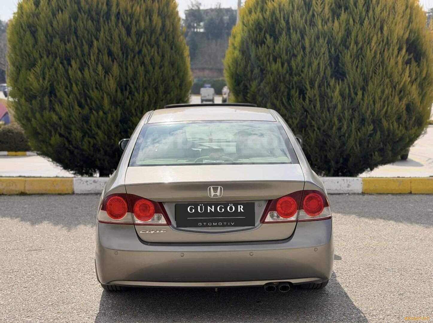 GÜNGÖR'DEN 2009 190 BİN KM DEĞİŞENSİZ ELEGANCE FD6 HONDA CİVİC 7