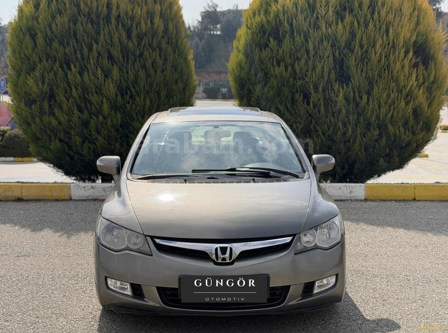 GÜNGÖR'DEN 2009 190 BİN KM DEĞİŞENSİZ ELEGANCE FD6 HONDA CİVİC 2