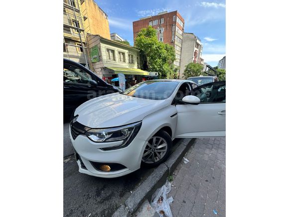 Sahibinden Renault Megane 1.5 dCi Touch 2017 Model  121.000 km Beyaz