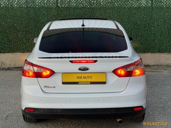 SUNROOFLU DÜŞÜK KM OTOMATİK FOCUS