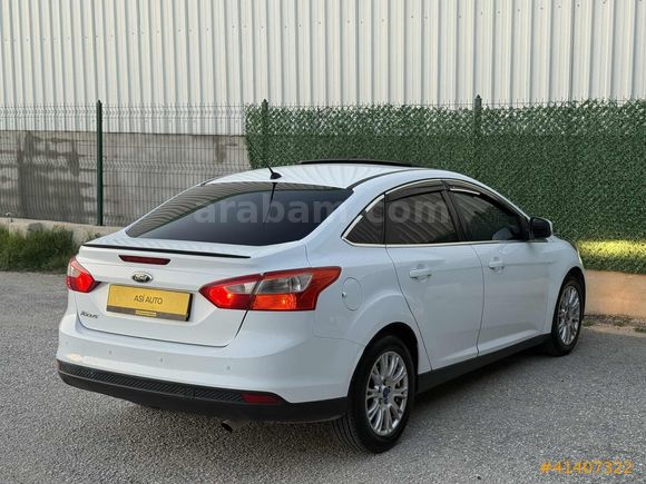 SUNROOFLU DÜŞÜK KM OTOMATİK FOCUS