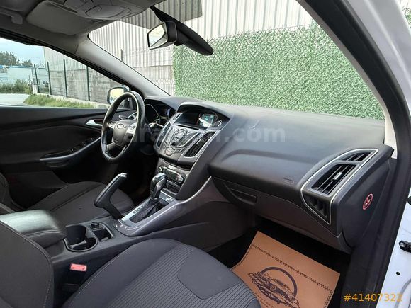 SUNROOFLU DÜŞÜK KM OTOMATİK FOCUS
