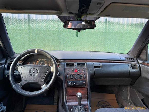 MERCEDES FUL BAKIMLI EXTRALI SUNROOF KLİMA