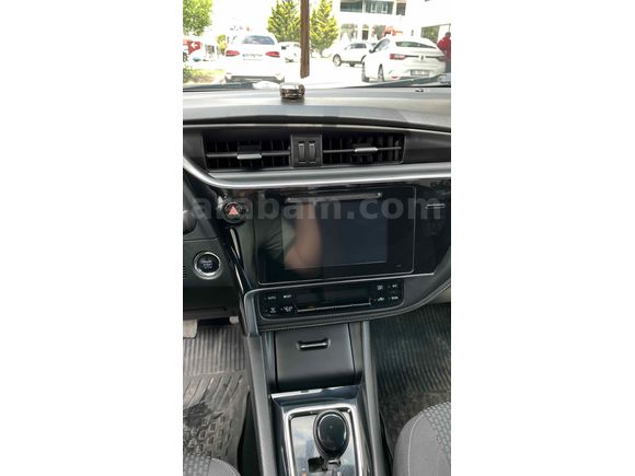 Sahibinden Toyota Corolla 1.4 D-4D Advance 2017 Model 