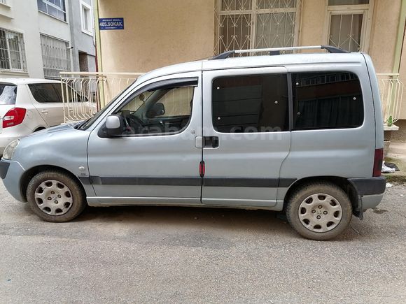 Sahibinden Peugeot Partner 2.0 HDI 2005 Model  348698 km Gri (metalik)