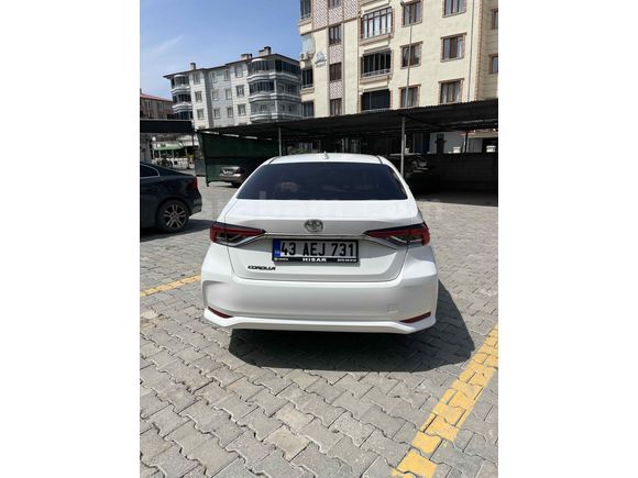 Sahibinden Toyota Corolla 1.5 Dream 2023 Model 