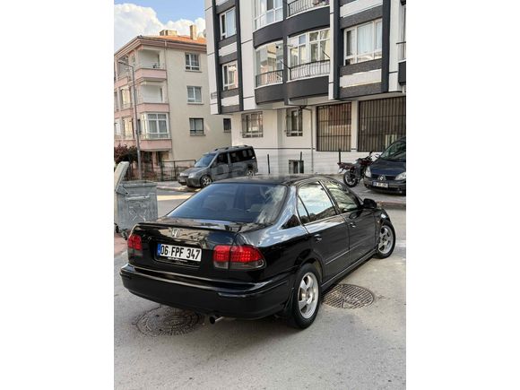 Sahibinden Honda Civic 1.4 i S 1998 Model 