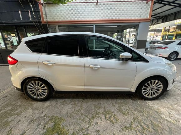 Memurdan Ford C-Max 1.6 TDCi Titanium X 2014 Model