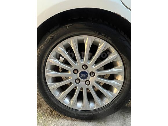 Memurdan Ford C-Max 1.6 TDCi Titanium X 2014 Model