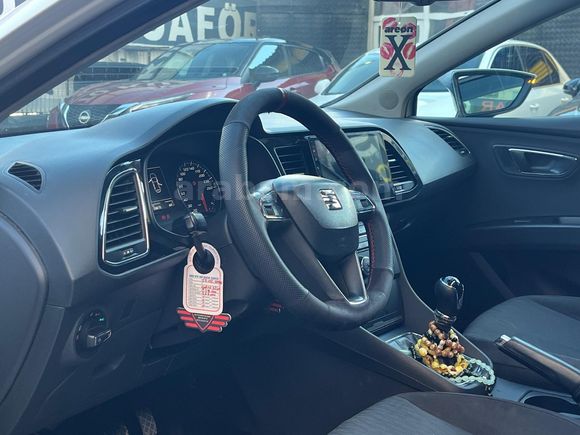 Sahibinden Seat Leon 1.6 TDI CR style 2013 Model  262.000 km Beyaz