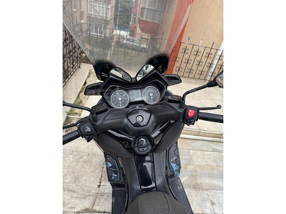 Sahibinden Yamaha X-Max 250 Tech Max EKSTRALI 2500 KM KAPALI GARAJ