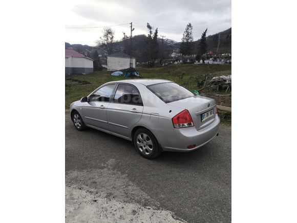Sahibinden Kia Cerato 1.6 LX Basic 2009 Model  390.000 km Gri (Gümüş)