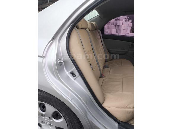 Sahibinden Kia Cerato 1.6 LX Basic 2009 Model  390.000 km Gri (Gümüş)