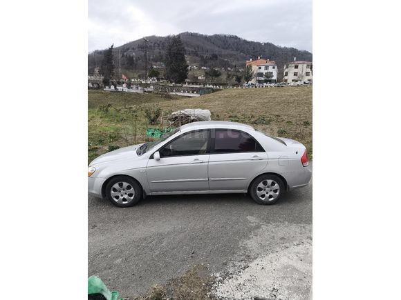 Sahibinden Kia Cerato 1.6 LX Basic 2009 Model  390.000 km Gri (Gümüş)