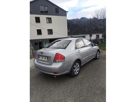 Sahibinden Kia Cerato 1.6 LX Basic 2009 Model  390.000 km Gri (Gümüş)
