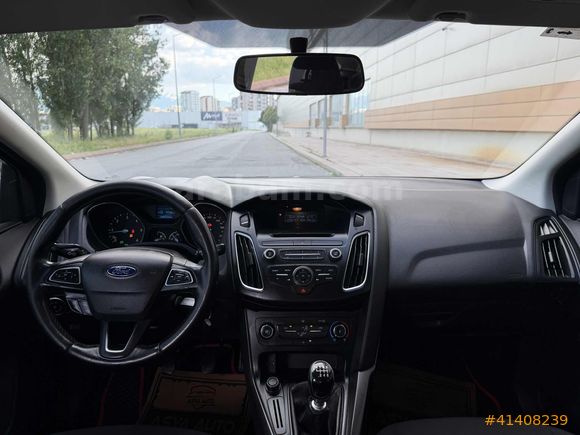 2017 MODEL FORD FOCUS 1.6 DİZEL TREND X PAKET HATASIZ 195 BİN KM