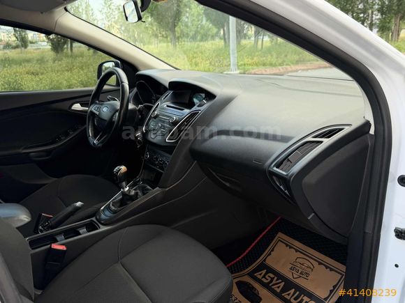2017 MODEL FORD FOCUS 1.6 DİZEL TREND X PAKET HATASIZ 195 BİN KM