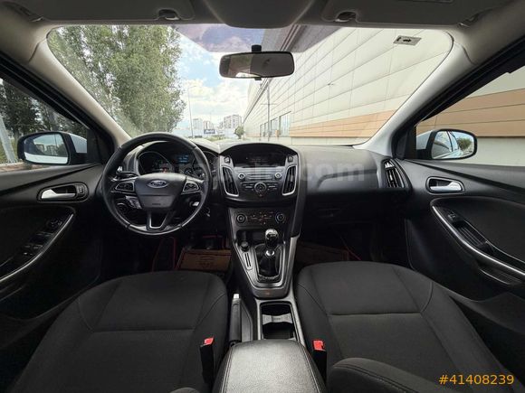 2017 MODEL FORD FOCUS 1.6 DİZEL TREND X PAKET HATASIZ 195 BİN KM
