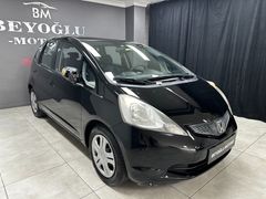 BM BEYOĞLU MOTORS 2009MODEL HONDA JAZZ 1.4FUN OTOMATİK 174.000KM