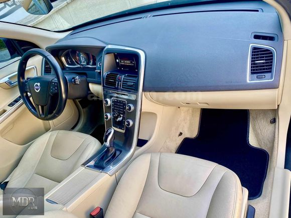 MDR CARS 2016 VOLVO XC60 2.0 D4 ADVANCE
