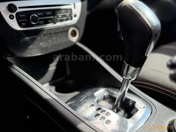 SERİ AUTO'DAN 2016 ÇIKIŞLI RENAULT FLUANCE/1.5 DCİ TOUCH BAKIMLI